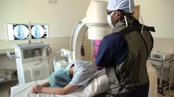 1de1a6_f0ec3b4e8b3f4f7ba34b83a8d48a962a_mv2